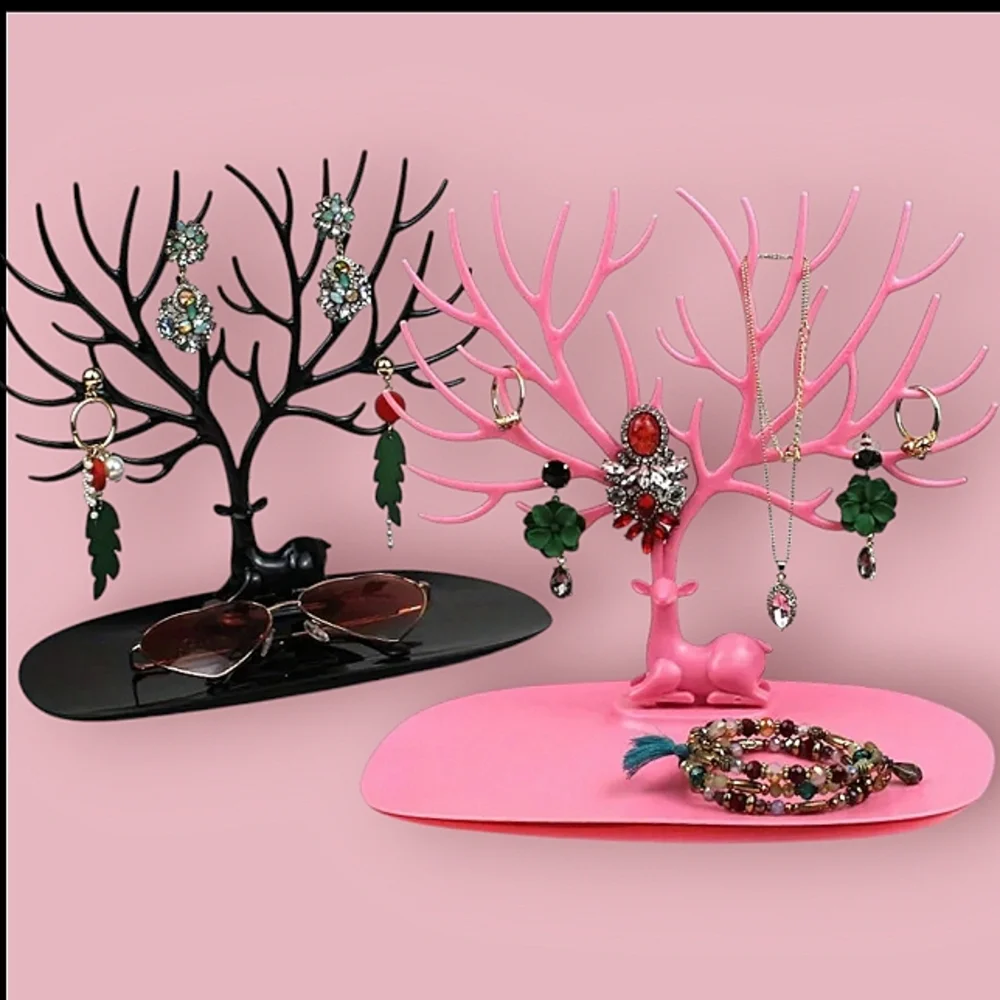 2 Deer Jewelry Display